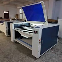 آلة ليزر • HT6 • طاولة ١٣٠٠×٩٠٠