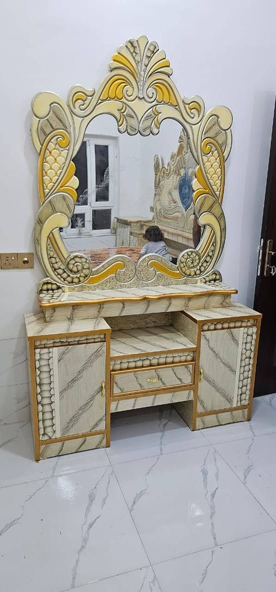 غرفه نوم للبيع كامل نظافه  80% 100


**إذا كنت صاحب هذا الإعلان وتريد حذفه لأي سبب، رجاءا أرسل رسالة إلى الدعم الفني**