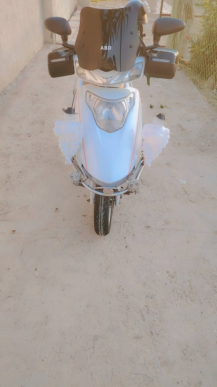 سلام عليكم دراجه لبيع 20/22/***********
