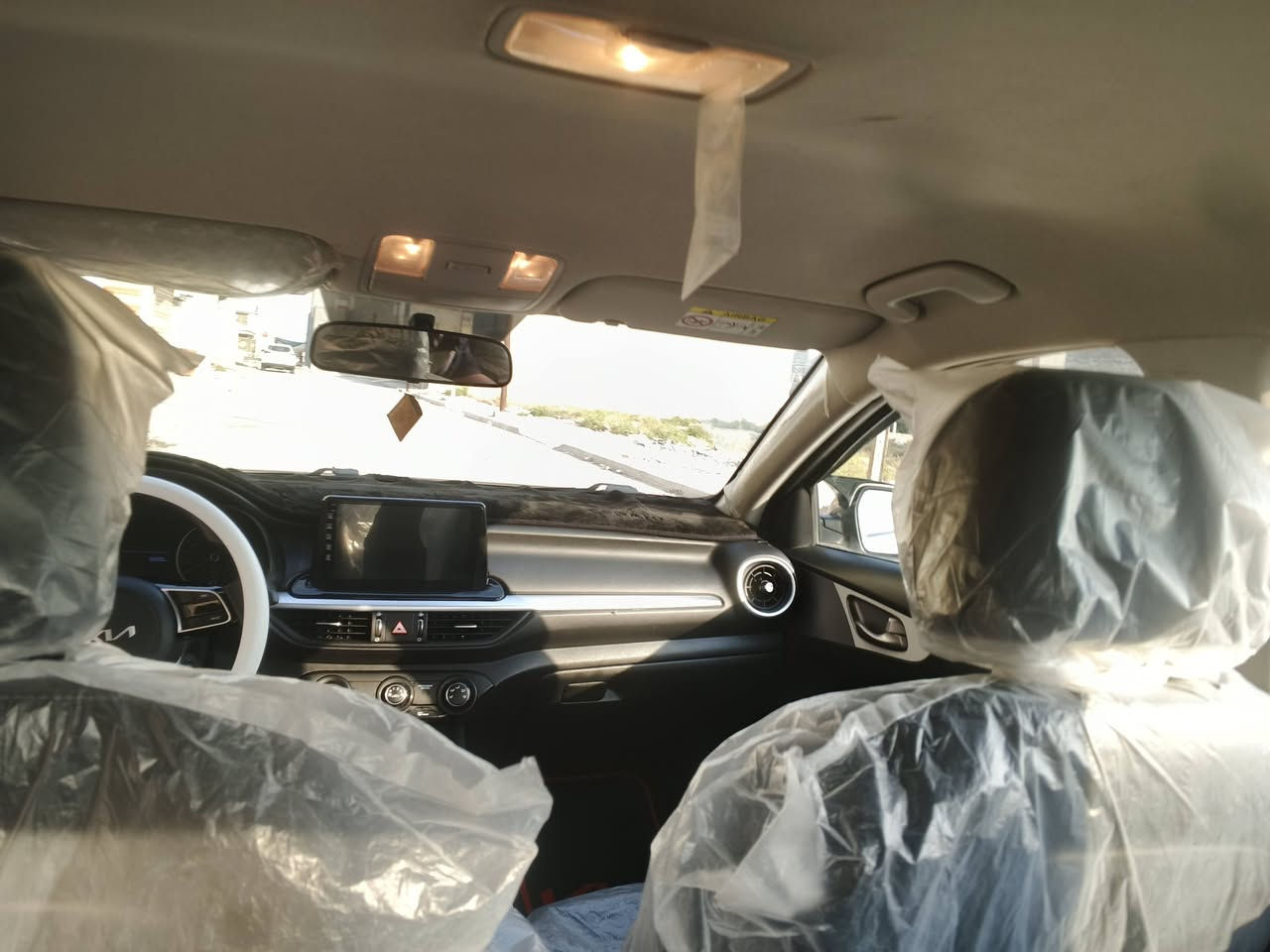 يا الله السلام عليكم ورحمه الله وبركاته. سيارة سيراتو 2023 خليجي   سيارة خير من الله ماشية 55الف حقيقي  نضافة سيارة 90٪ترايك للبصرة السعر 167  

***********
