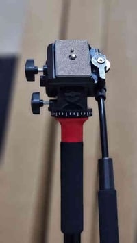 استاند احادي ارتفاع 180 هايدروليك قابل للتفكيك  جديد  السعر 50  الف مت...