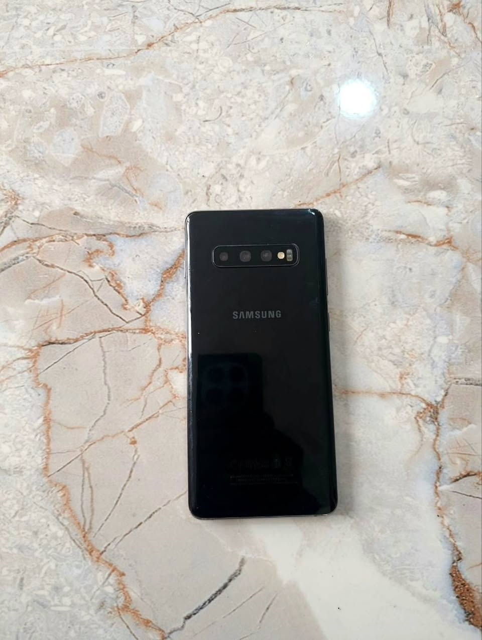 S10+ مكفول شرق اوسط
فقط مبدل ظهر للجمالية تاخذة للفحص 
السعر ١٨٠ ألف قفل او مراوس حسب القناعه


**إذا كنت صاحب هذا الإعلان وتريد حذفه لأي سبب، رجاءا أرسل رسالة إلى الدعم الفني**