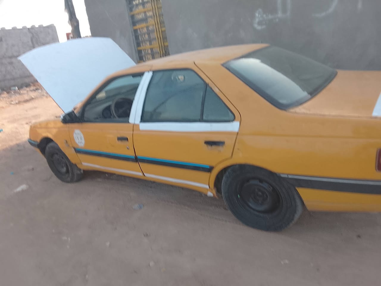 بيجو للبيع405مكينة تجفيت جديد نزلت بلكاع وكلة جديد لا بخار ولا تنقيص سنوية لل2027هية وغراملت عل مشتري عليه غرامة100الف فقط راعيهة موجود يريد تحويل شرط سعار20وبيها مجال كلش قليل يرادلهة ترتيبات كهرباء فقط تبريد يخبل عنوان بصرة ابي الخصيب رقم70870092214
