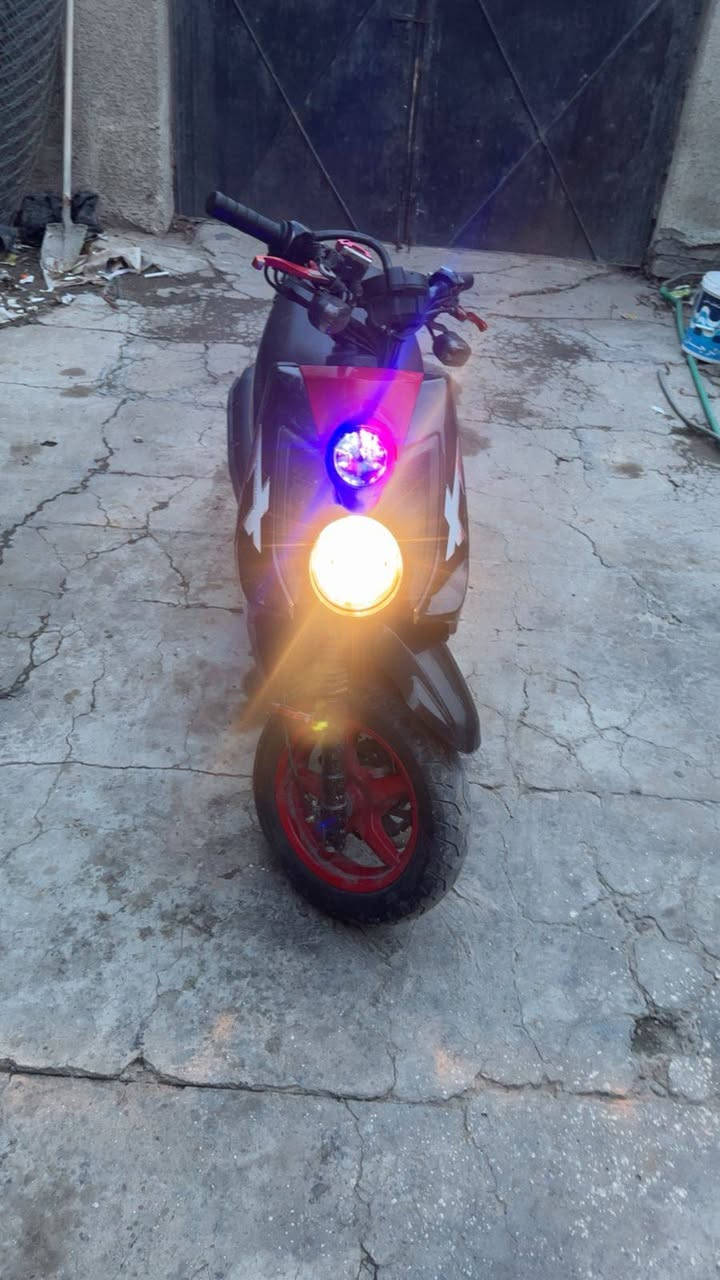 سلام عليكم دراجه سكنس جبلي للبيع دراجه رمبة نازله من علي السيد و السعر مليون الرقم ***********
