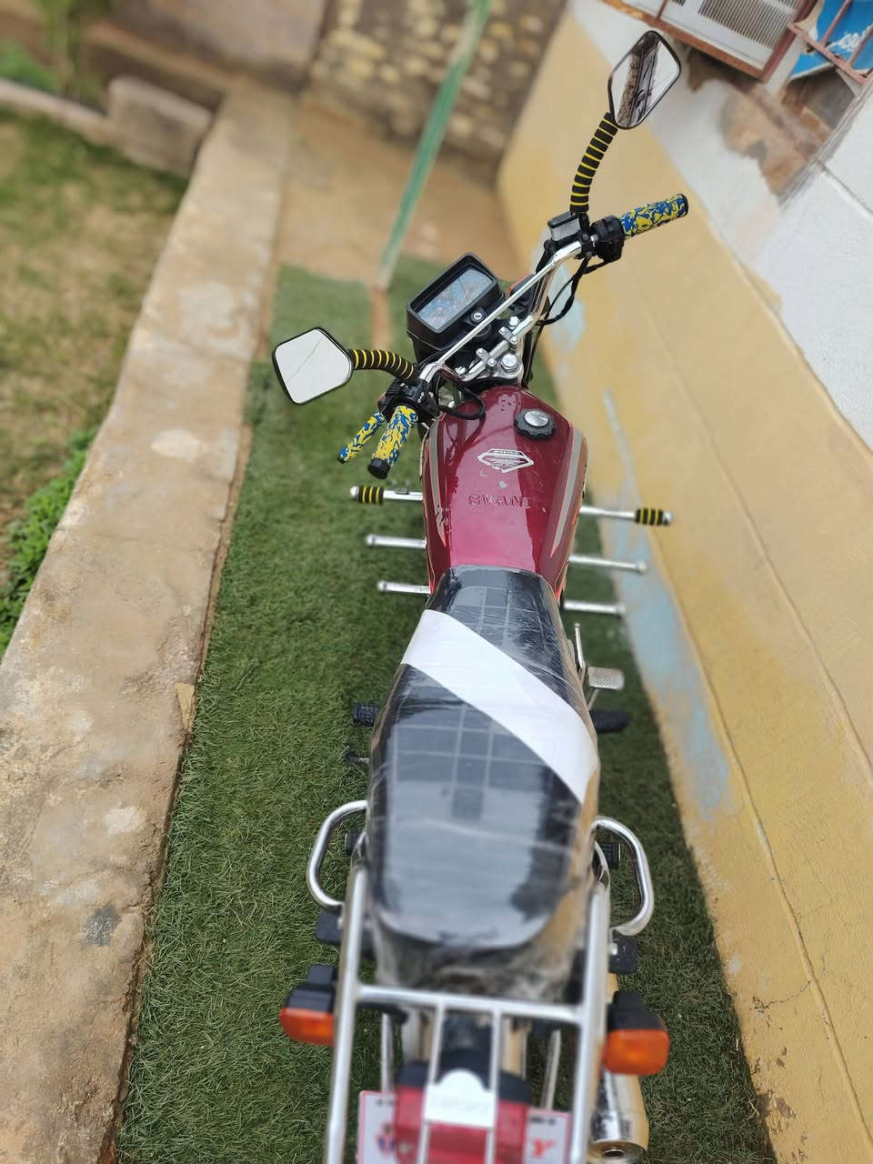 #ادمن
سيفان ل بيع مكمرك اوصولي اوراق 

موديل 2021 

سويجات كامله 

نشاط فول 

محرك مكفول 

نضافه فول 

السعر 775 وبي مجال

***********
