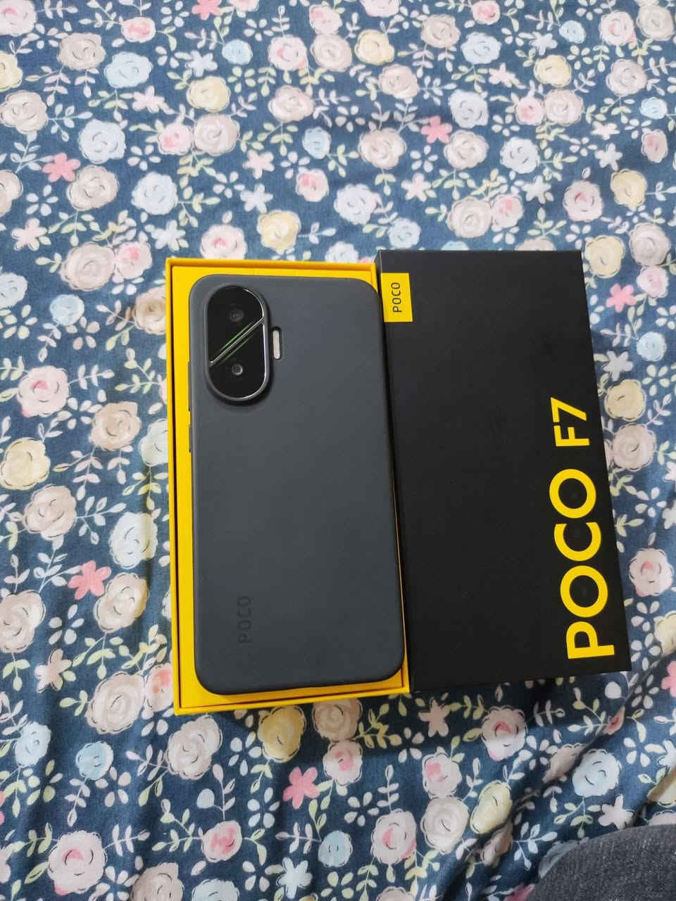 POCO F7
كامل مع جميع ملحقاتة والكارتون والشاحن 
معالج Snapdragon 8s gen 4
ذاكرة  528/12
جهاز نظافة 
100 بالمية 
بطارية 
100 بالمية
عدد الدورات 96 مرة
الجهاز ينطيك بكل الالعاب دلتا فورس ببجي وغيرهن 120 فريم 

السعر 
500 الف

ديالى بعقوبة 
سبب البيع اريد اخذ ستيم ديك


**إذا كنت صاحب هذا الإعلان وتريد حذفه لأي سبب، رجاءا أرسل رسالة إلى الدعم الفني**