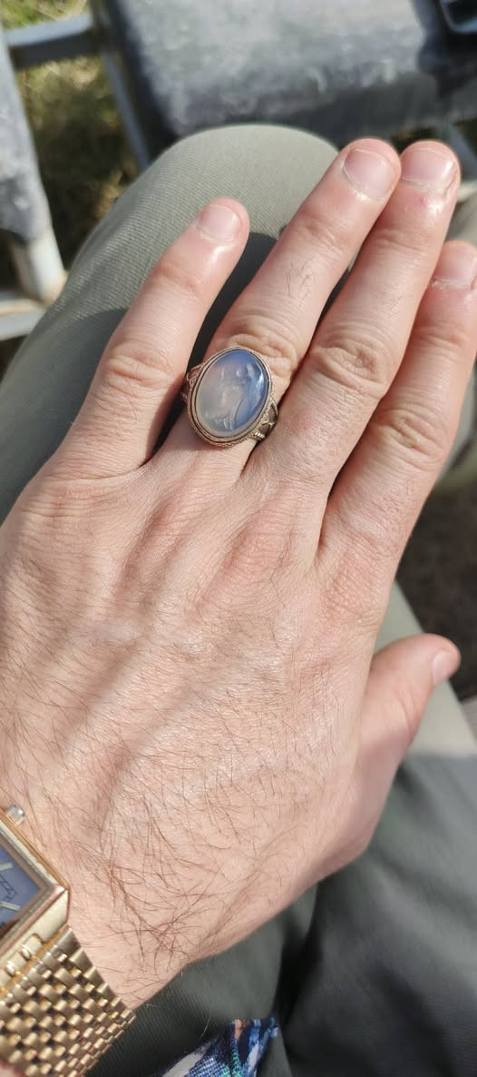 تخفيضات
عقيق يماني أبيض منحوت صورة الإمام قطعه تحفة التحف فضة ٩٢٥ شرط مشروط درجة أولى جمال رباني السعر سوينا مع توصيل ب٣٥ ألف قفل 🔐فقط بيع بدون عملة وسعر ثابت للطلب خاص


**إذا كنت صاحب هذا الإعلان وتريد حذفه لأي سبب، رجاءا أرسل رسالة إلى الدعم الفني**