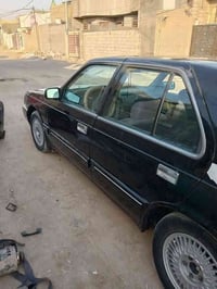 من رخصت صاحب الاكروب المحترم كيه بونتيشا 92 شرط التحويل سياره صدر امام...