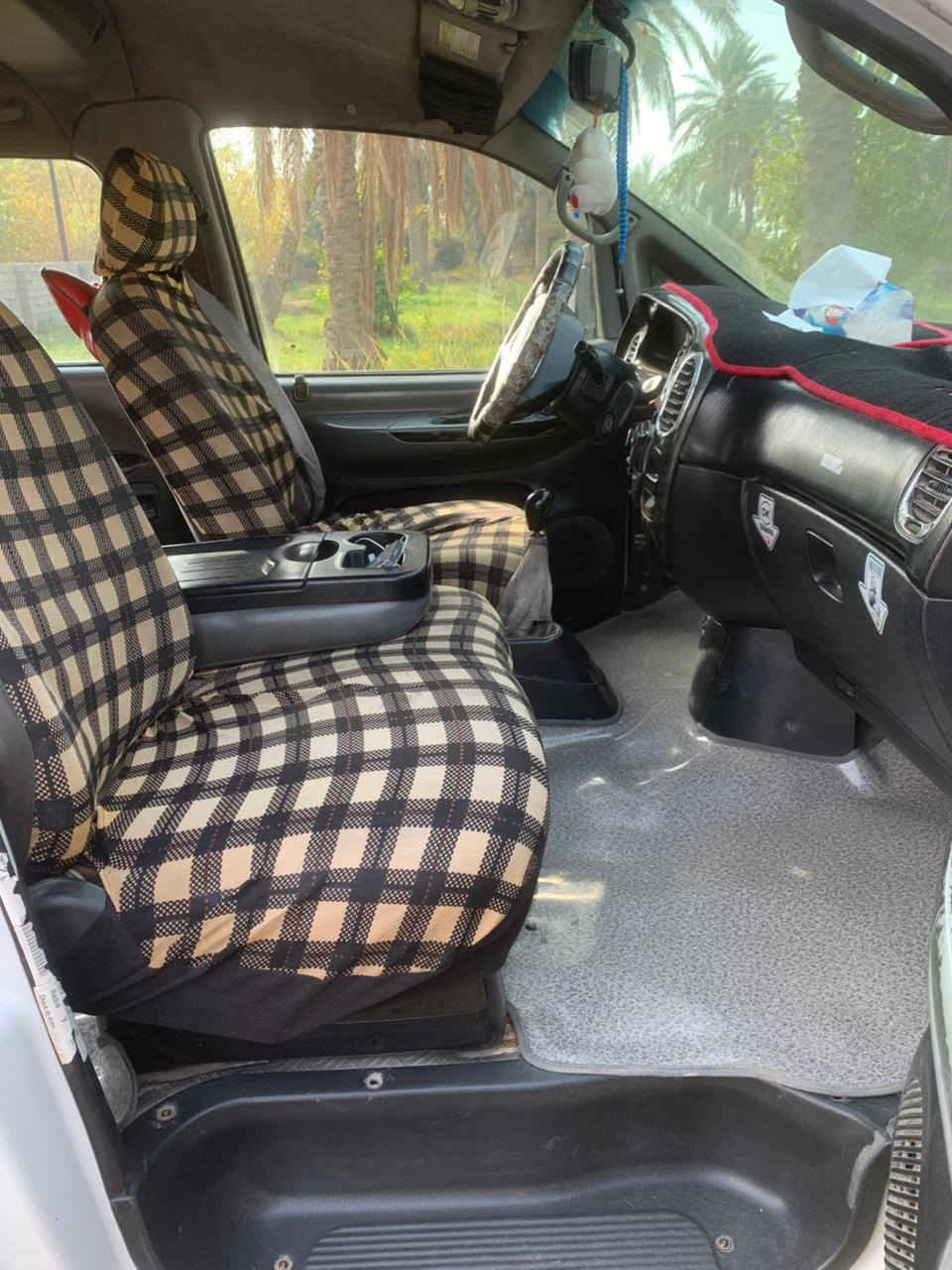 السلام عليكم اخوان ستاركس موديل 2006 للبيع او المراوس حسب القناعه الباب سلايد بيها طخه بالجاملغ الايمن  الشواصي شويه مفرگسة رقمها بغداد بأسمي تحويل ثاني يوم السيارة بيها خيط تبخير بس متنقص خلاص.سنويه باقيلها 10ايام وتسقط. تخم تاير جديد تبريد شغال مكانها بغداد....للأستفسار الاتصال على الارقام التالية ***********///***********.......والسعر 80وبيها مجال...(اخوان اني مكلف بالنشر فقط)
