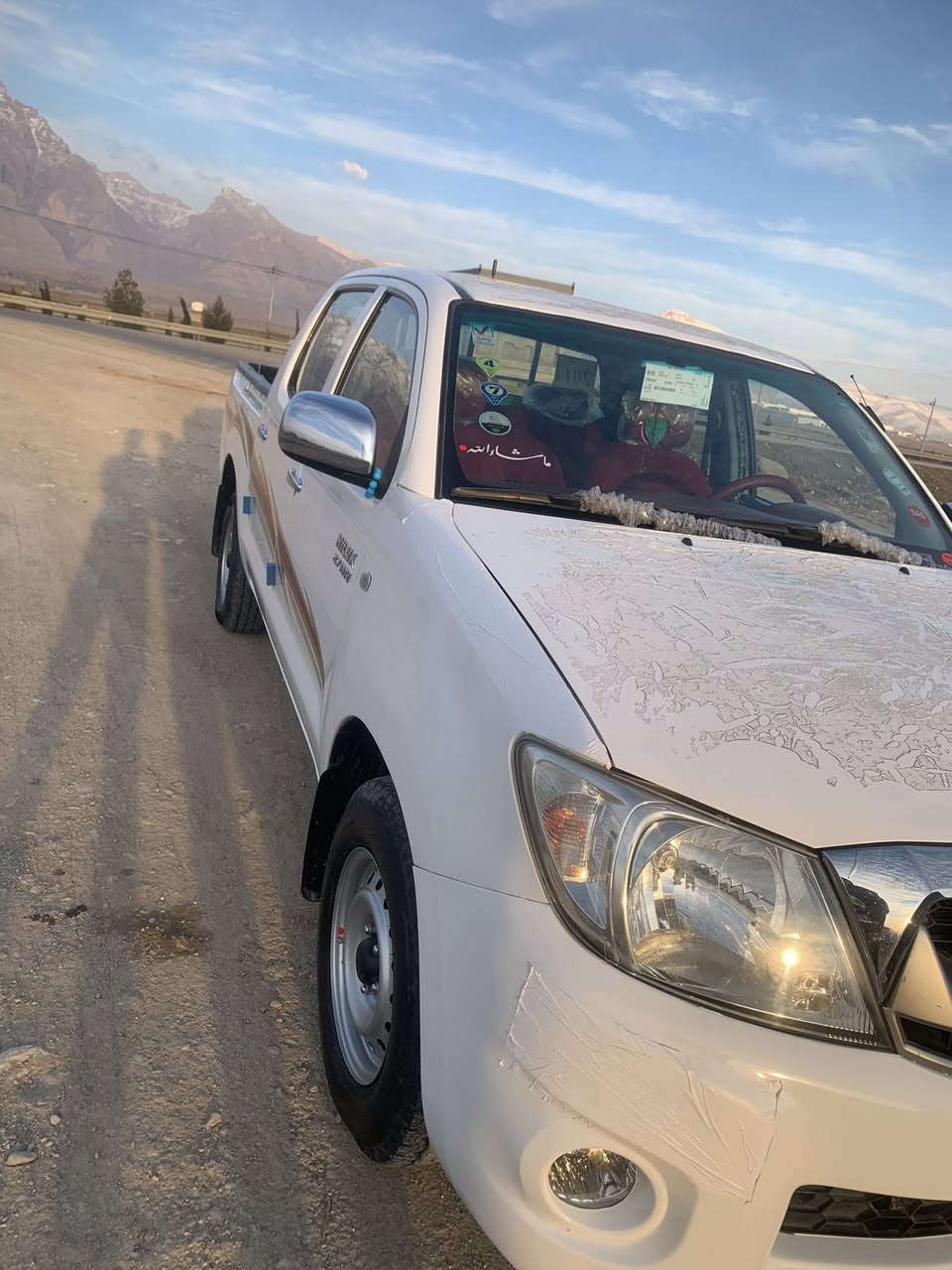 سه ره تا به نا وي خوا ي گه و ره پيكاب مه رزي مو ديل٢٠١١ بو فرو شتن به شه رتي گيرو مه كينه نه كرا وه ته وه ته قه و ره قه ي به شه رت سه نه وي  نو ييه چوا رتا يه ي تا زه ن دو سه و په نجا مه سره في نيه له سه ر وه حزي بيلا دي ما وه ته وه له ز گه ي بيلا دي پيوه ما وه كا مل جوا ن كا ري بو كرا وه بو سحر ته له فو ن بكه بو ره قه مه***********
