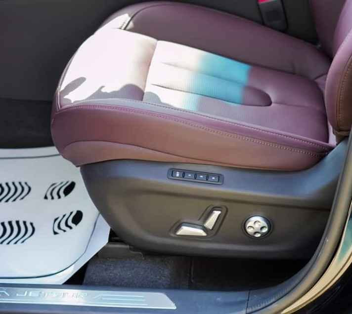 Jetour X 90 plus 2.0 Turbo 
مۆدیل ٢٠٢٤ بێ بۆیاخ 
زەمان شەریکەی هارلم 
٣١٠٠٠ km ڕۆیشتووە 
فول مواسەفات 
ژمارەی مۆبایل *********** أربيل, العراق
