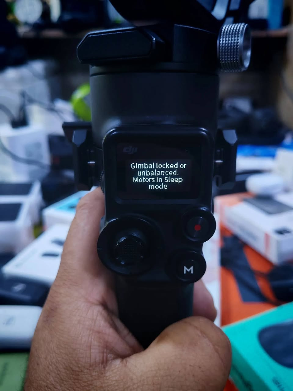 السلام عليكم ورحمة الله وبركاته
رونن dji pro2 بيه خلل يخربط ويدخل سليب
ابيعه على وضعه فحم أعلى سعر
مزاد للفطور ثاني يوم
الي يزاود يعتمد برصيد اسيا ١٠
اعتماد واتساب ***********
