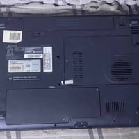 لابتوب • ناقص هارد وشاحن • توصيل