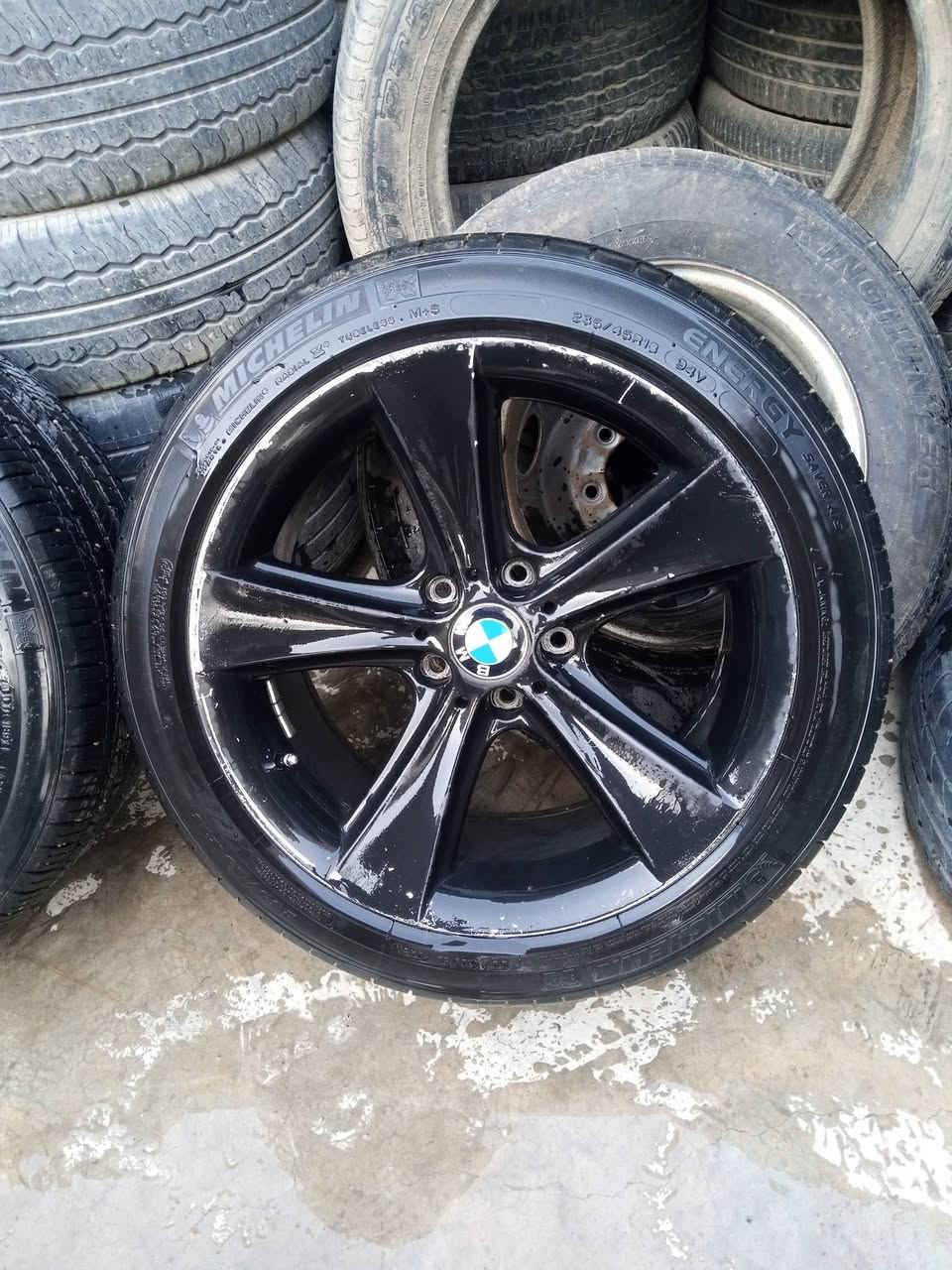 تاقم تایە ویلی هامان 18 دوو سایزی سپۆرت بەشەرت
تایەکانی لە %90 پاکن تایەکانی ئامریکیە بەشەرتی هەمو شتێک بۆ گۆرینەوە لەگەڵ هەموو ویلی دەکەم لە سلێمانیم
***********
***********
