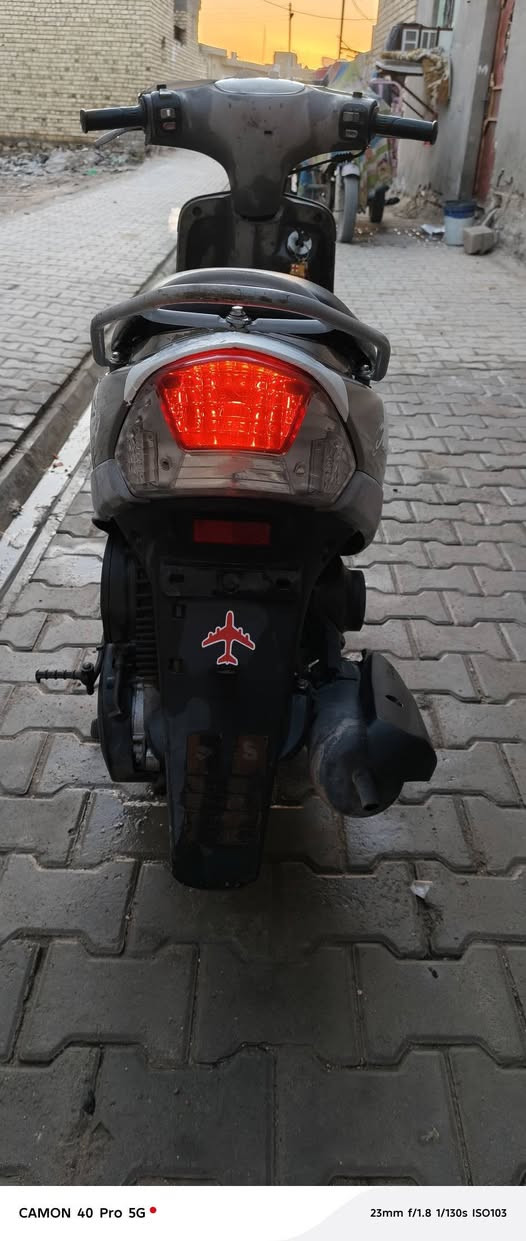 سلام عليكم دراجه ماكس منغولي للبيع
1كفاله كفرات ختم واحد  شاصي 

2مكينه نهضه مشي 

3سلف هندر كهربايات شغاله من طول لطول 

وبين قوسين اكفلك الدراجه من تاير الامامي لتاير الخلفي 

شراي تعال خاص رقمي ***********
