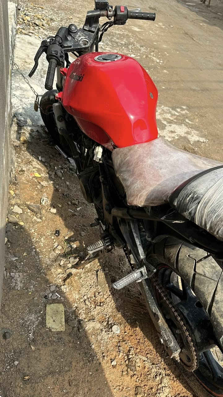 كاوسكي للبيع متروكه(ماعرف اذا شغالة او لا) ***********
