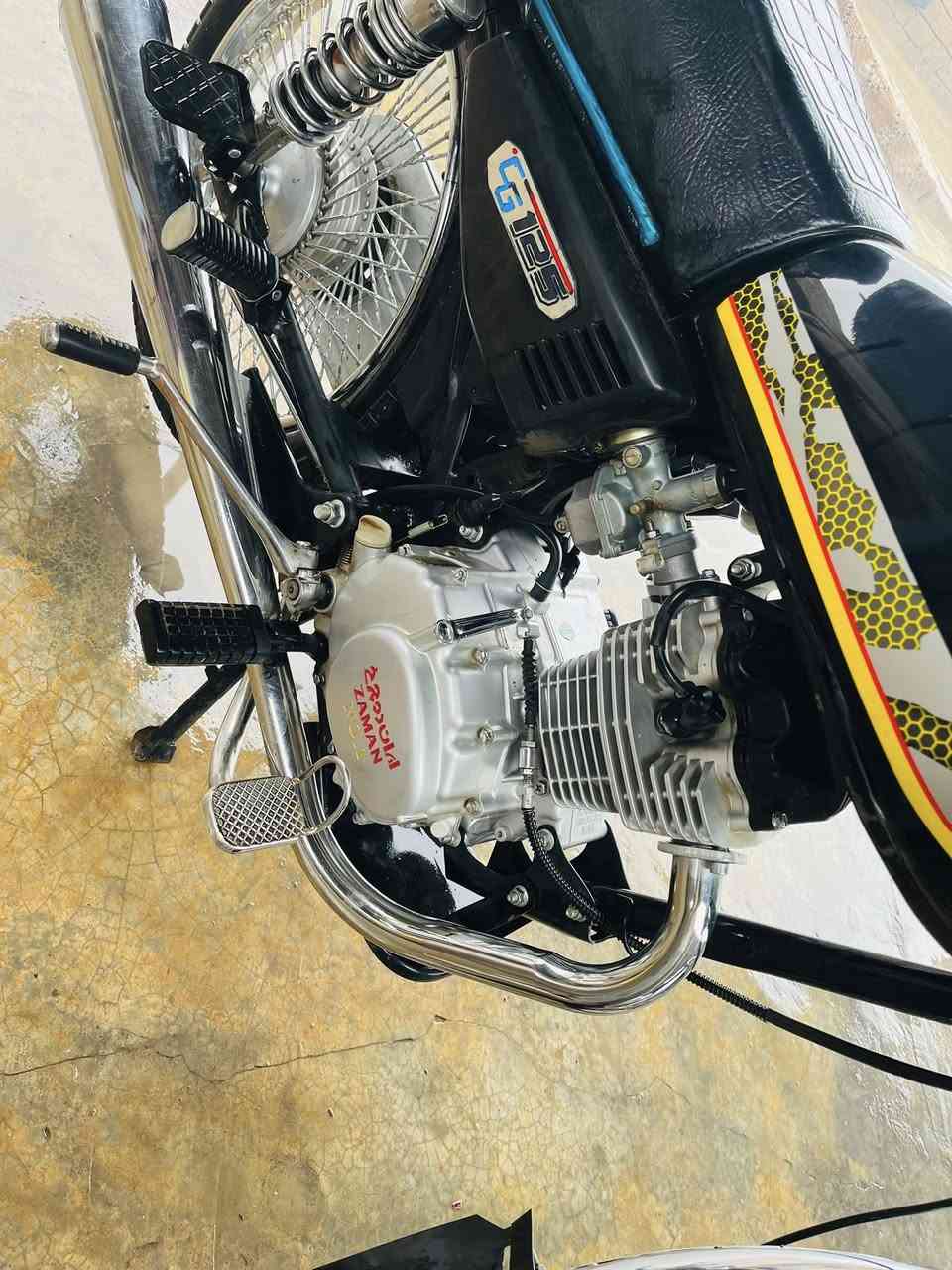 السلام عليكم موطور للبيع موديل 2024سونگ نضيف حيل مايعوزو كلشي بس شغل وتمشي شراي يتصل عل رقم ***********
