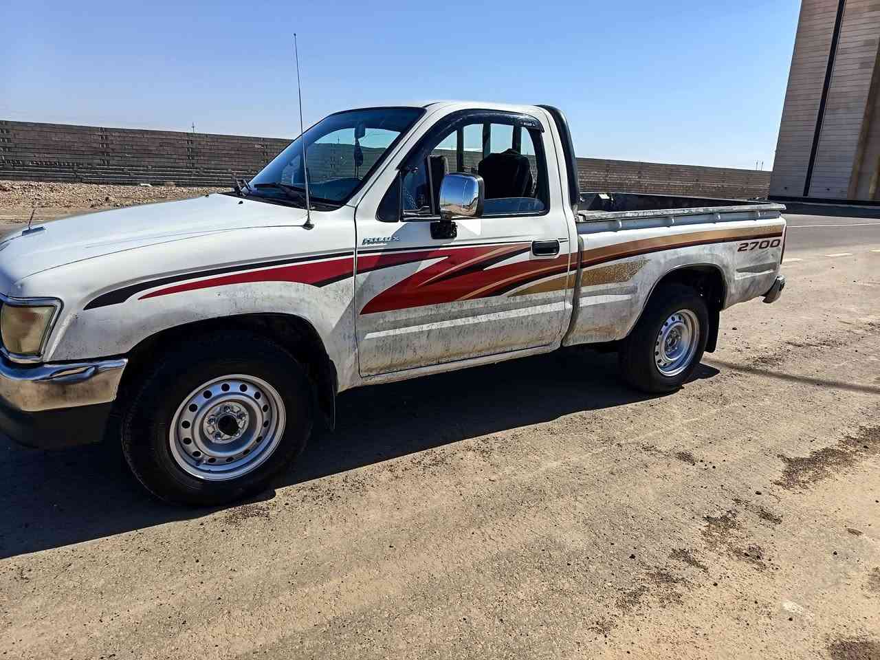 بكم 1999 سنويه 2030 رقم كامل بس استلم الوحات شرط التحويل صبغ 3 قطع محرك كير اكسن شرط السعر 70 وبيها مجال قليل ***********
