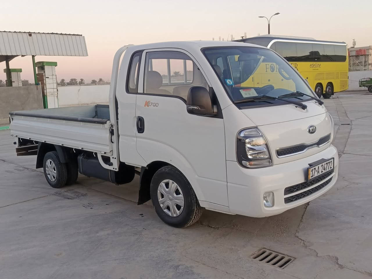 سلام عليكم كيا للبيع موديل 2021 مكفول كفاله عامه رقم مثنى دولي مكان بابل رقم الهاتف ***********.  ماشيه 77 الف حقيقي
