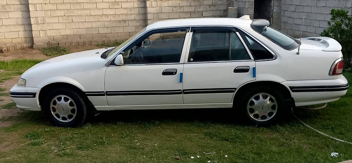 سايرة برنس  موديل1995
اوتامتيك السعر ٣٨ وبيها مجال
للتواصل ***********
سيارة نضيفة
