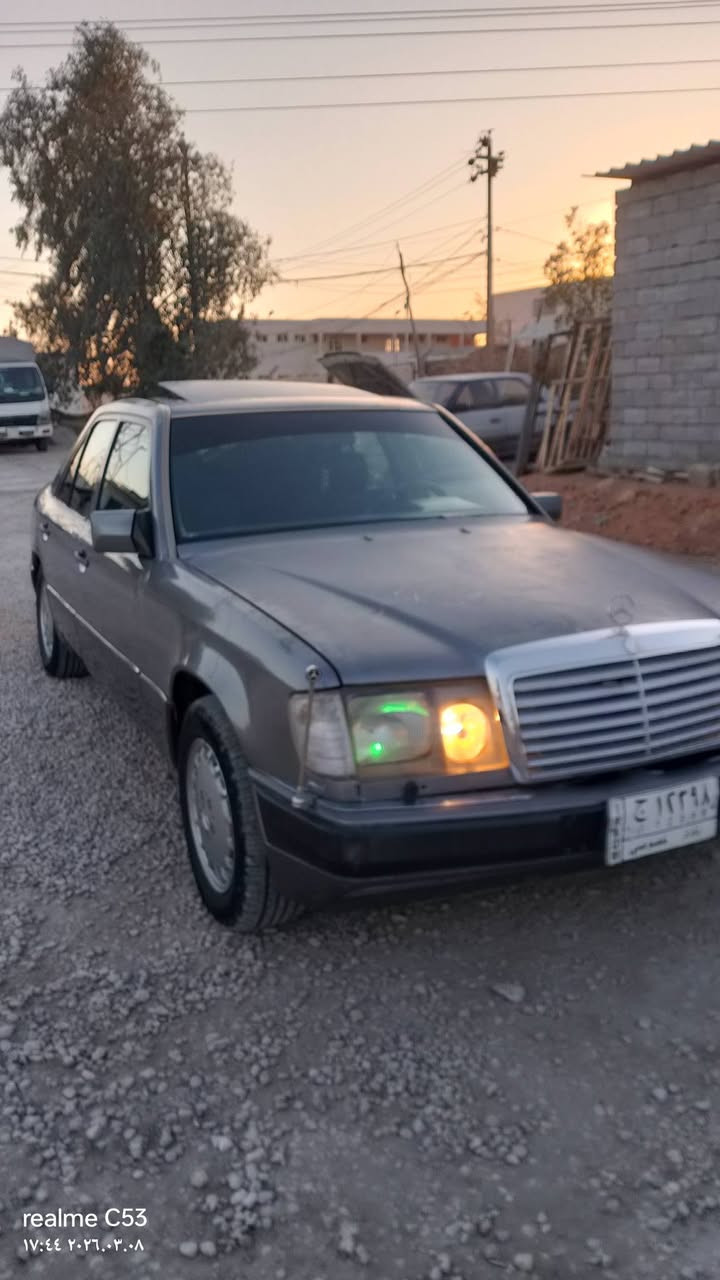 السلام عليكم مارسدس للبيع مكينه گير حداديه كله جديد مكينه بلادي التفاصيل التصال على الرقم ***********
