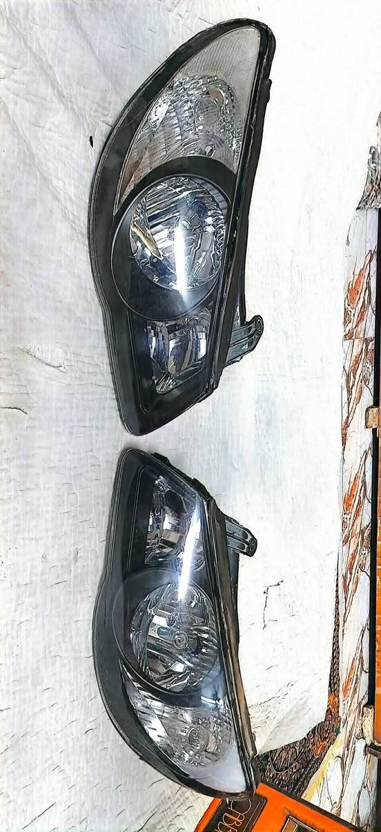 لاتات افانتي للبيع السعر 100 
العنوان موصل الجانب الايمن
التواصل الرقام ***********
***********
