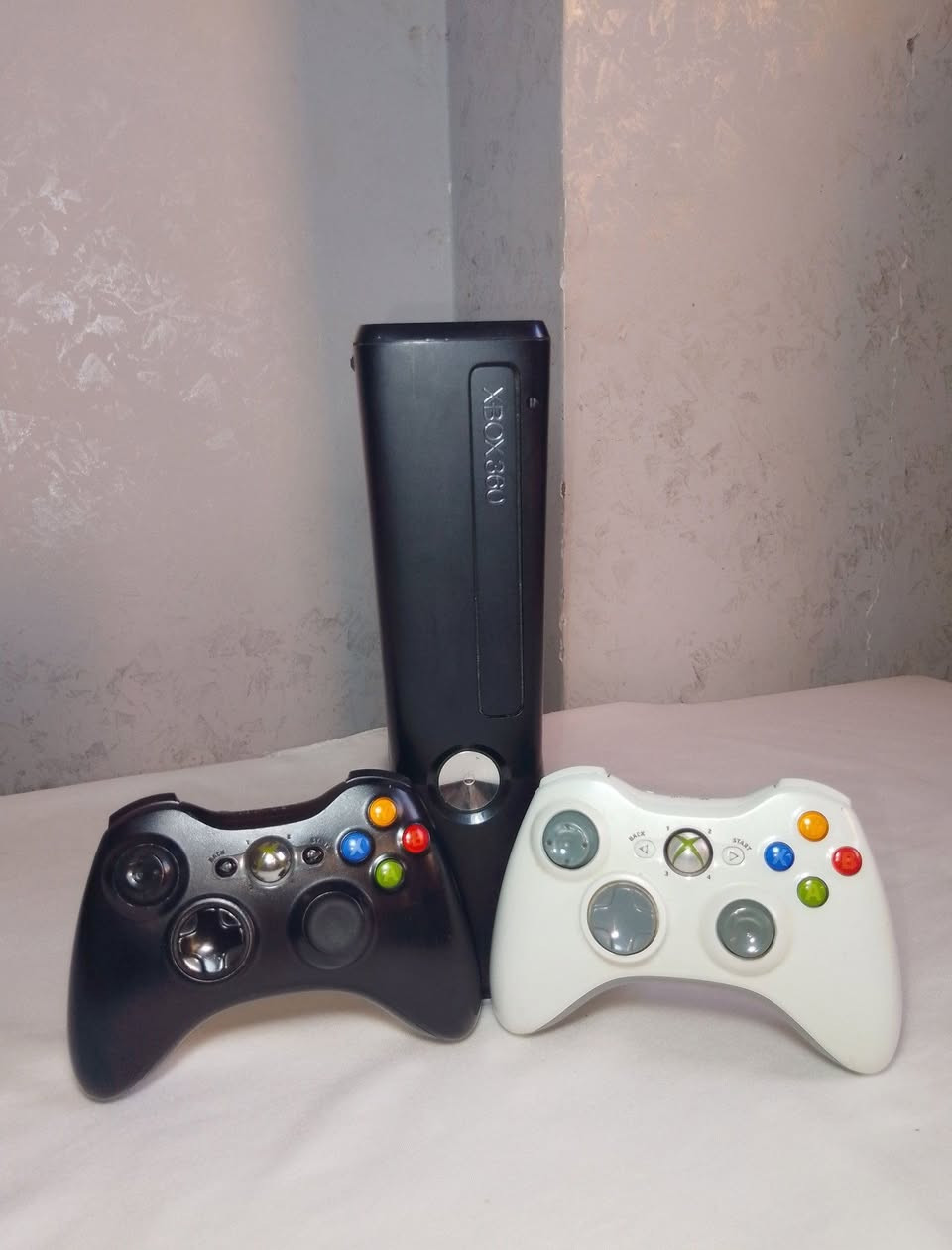 Disponible xbox 360 slim + Xbox one😍✨
Prv


**إذا كنت صاحب هذا الإعلان وتريد حذفه لأي سبب، رجاءا أرسل رسالة إلى الدعم الفني**