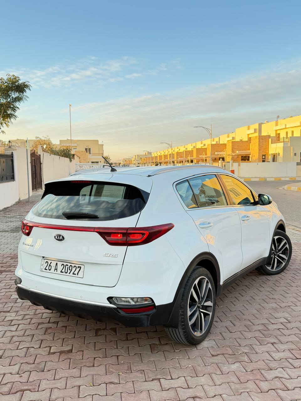 السلام عليكم للبيع بسعر173 مناسب كيا سبورتج خليجي 2019 مكفوله كفاله عامه السياره بسمي سنويه وهزه ورقم جدد قبل سبوع حولته كير مكينه صدر تبريد تايرات كله شرط العنوان تكريت
***********
