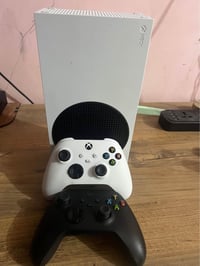 سيريس اس ٥١٢GB • جويستك اصليه ٢ • يو بي اس ١٥٠٠v