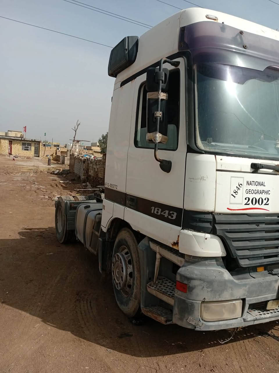 كتروز مديل الفين و2 محرك الفين وعشره 46كير 240 سياره جاهز العمل رقم صفر تريد بدون شاصي مكفول وغماره ما بيهه لا معجون ولا صبغ مكان سياره الكوت سعر تصل ***********
