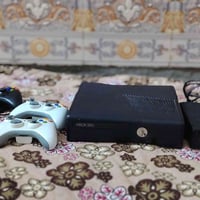 بلي أكس بوكس 360 معه 4 يدات  بيه 19 لعبه السعر 100 قفل 🔒🔒 07828393595