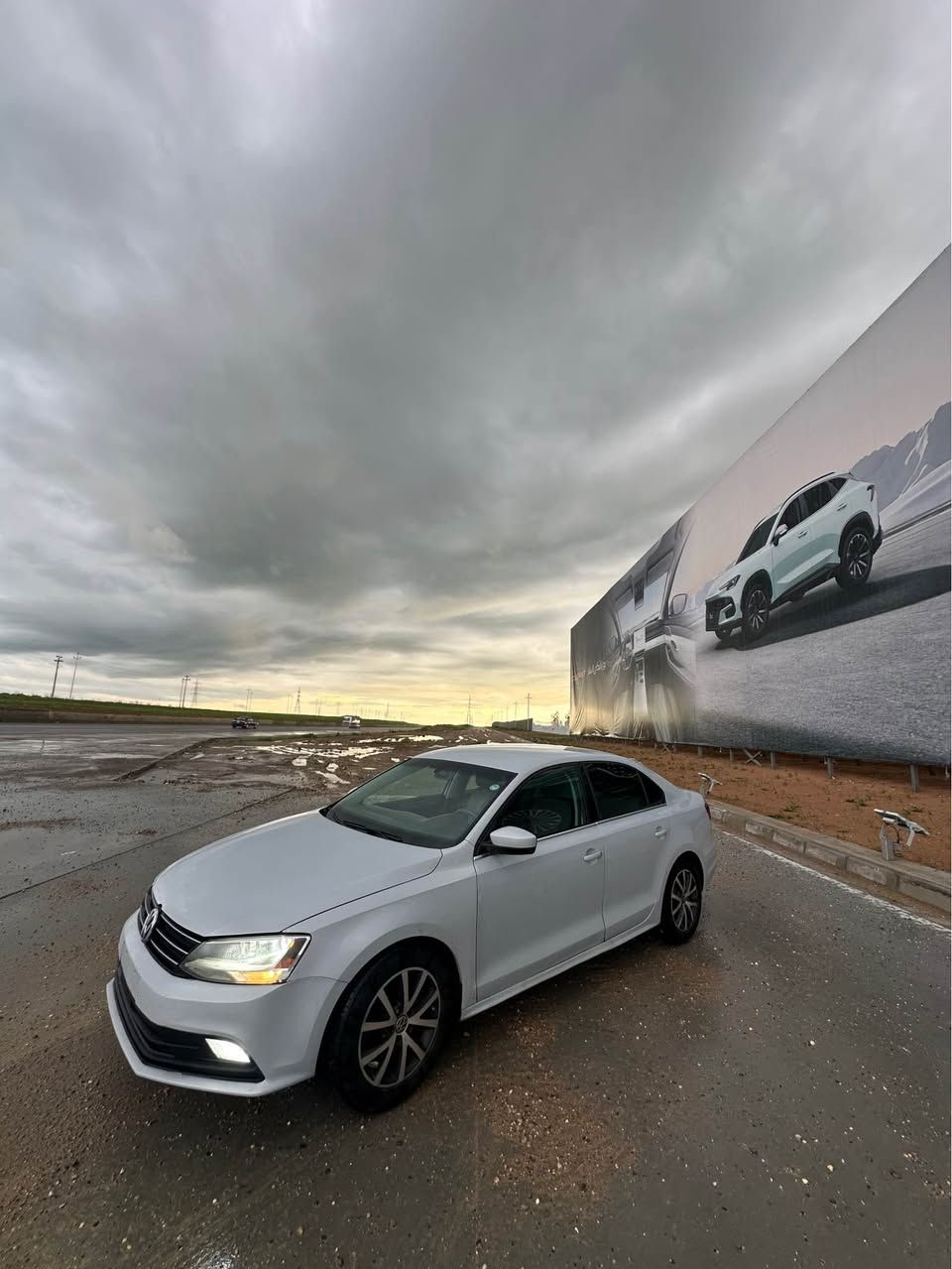 Jeeta
موديل 2017
لون سمنتي 
محرك 1.4 توربوو
ماشية 86 mil
كشنات تدفية
قطعتين سبغ وقطع مبدا شريكة
رقم و سنوية جديد ب اسمي
ودفتر تركي جاهز🇹🇷
تحويل وكالة شرط
سعر مناسب 112 بيها مجال
500000غرامة نزل من سعر دهوك, العراق


**إذا كنت صاحب هذا الإعلان وتريد حذفه لأي سبب، رجاءا أرسل رسالة إلى الدعم الفني**