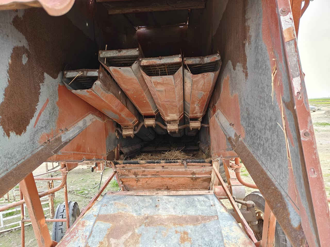 حاصدة لافيردا موديل 85 وضع شركة رقم نينوى للبيع السعر 12 مليون
للاستفسار الاتصال على الارقام
اسيا ***********
كورك ***********
