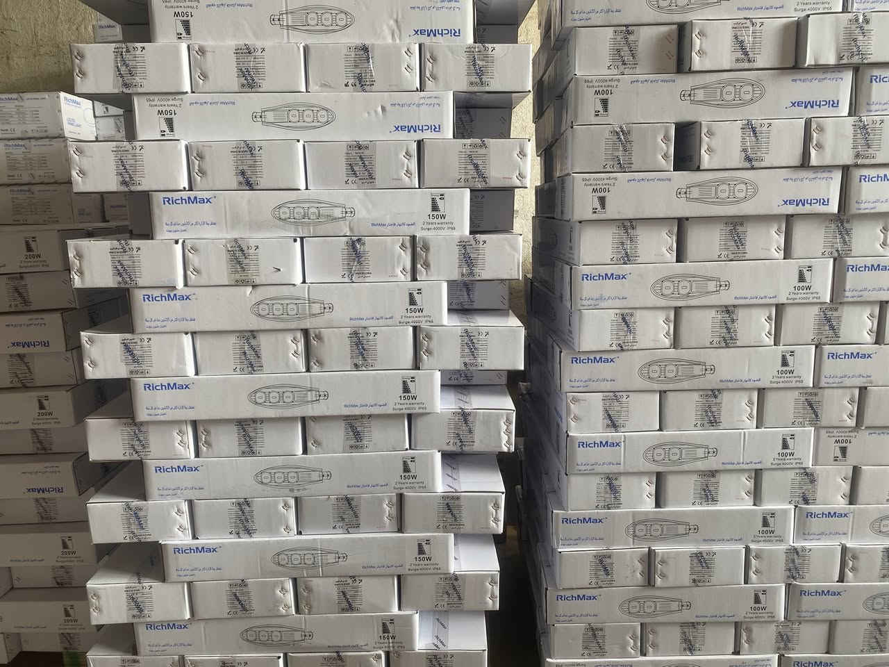 شركة رجماكس للأنارة
اختَر الفخامة… وخَلّي الجودة تحچي عنك
جودة مضمونة
🔵ضمان سنتين⭐️
🔵توصيل مجاني⭐️
🔵تواصل ويانا وخلي الاختيار علينا التواصل على الصفحة أو الاتصال على الرقم *********** ونحنو في خدمت الزبائن 

ملاحظة: التعامل مع اصحاب المحلات فقط 
▫️يوجد توصيل مجاني لجميع محافظات العراق
