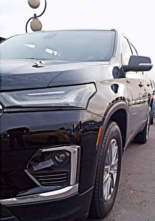 السلام عليكم ترافرس موديل 2023
مواصفاتLT معروفة رقم بغداد 
مفتاح التشغيل بصمة وتشغيل عن بعد 
3 قطع تبريد 
5 بصمات ابواب 
صندوق كهرباء 
كشانات الامامية كهرباء 
تدفئة بالكشنات 
تدفئة مقود 
سايد بريك بصمة 
شاحن موبايل واير ليس 
مخارج UBS
رادار امامي + تحديد مسار 
رادار جانبي نظام النقاط العمياء 
اشارة بالمرآة 
شاشة قاصة تدعم نظام الاندروي
كشافات امامية زنون 
حجم الاطارات 18 انج ويل كب 
حجم المحرك 6 سلندر  3600 
ناقل الحركة 9 نمر 
عداد المسافات الحالي 27000 الف مايل 
السيارة رقم بغداد الجديد انكليزي 
الضرر باب الامامي الايمن مبدل قطعة اصلية 
يوجد بارد خفيف في مؤخرة  الجاملغ  الامامي 
  بردات ضارب 
جميع صور المزاد مرفقة بالمنشور 
عنوان سياره بغداد 
رقم الهاتف *********** السعر اتصل وتدالل
