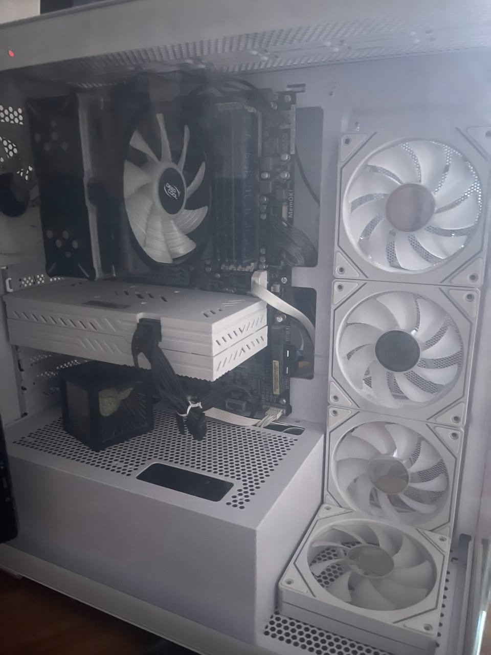 ست اب كامل مكمل من كلشي حتا الوايرات 
مواصفاتها الحاسبة 
مذر بورد اسوس كيمنك 
معالج Amd fx 
هارد واحد تيرا 
رامات ١٦ 
كارت شاشة rx580 /8g شرط بعده بل لايلون 
كيس sama بعده جديد الترا جام 
مبرد غازي 
كيببور و موس كيمنك ميكانيكي 
موس باد الحجم الجبير 
شاشة الجي 
وشاشة بين كيو 
مايك 🎙️ 
يوب اس وياه 
موس وكيبورد كيمنك ماخذهن ب ١٧٥ الف 
مكاني بغداد 
قيم بل لي يرضي الله


**إذا كنت صاحب هذا الإعلان وتريد حذفه لأي سبب، رجاءا أرسل رسالة إلى الدعم الفني**