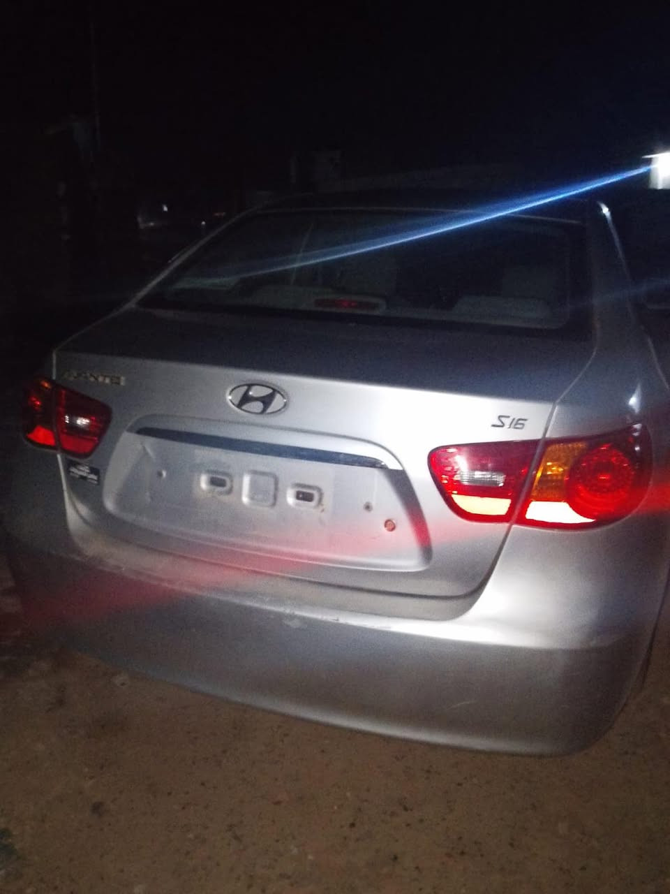 سلام عليكم افانتي للبيع 
السعر 43
الضلوعيه 
***********
