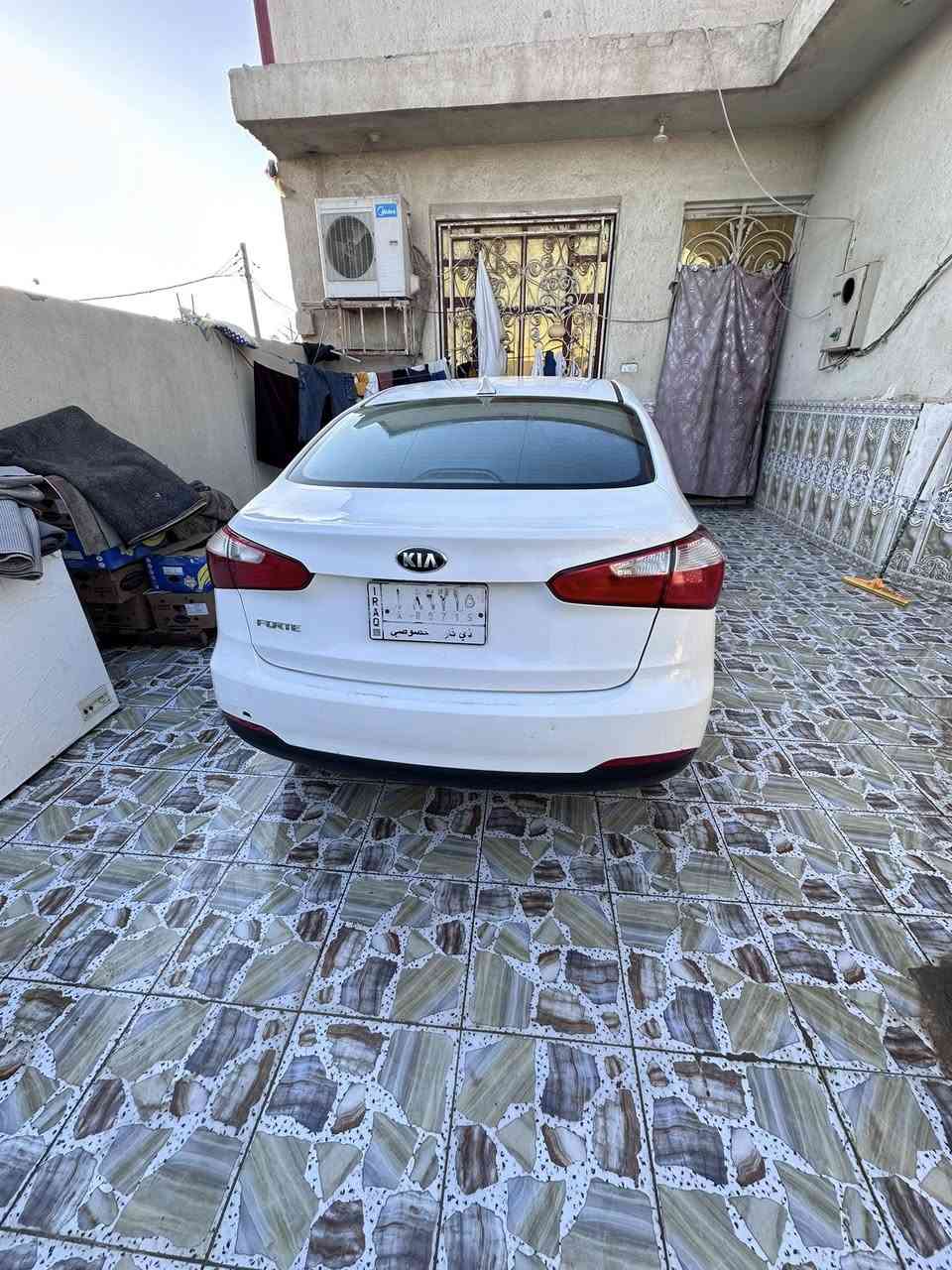 السلام عليكم فورتي للبيع موديل ١٦ رقم ذي قار امريكي حادث تبديل بنيد فقط سياره نظيفه محرك ٢٠٠٠مكفول لاتنقيص ولاتبخير  كير مكفول  صدر امامي خلفي جديد تخم تاير جديد السعر ١١٨ 
***********.  ***********
