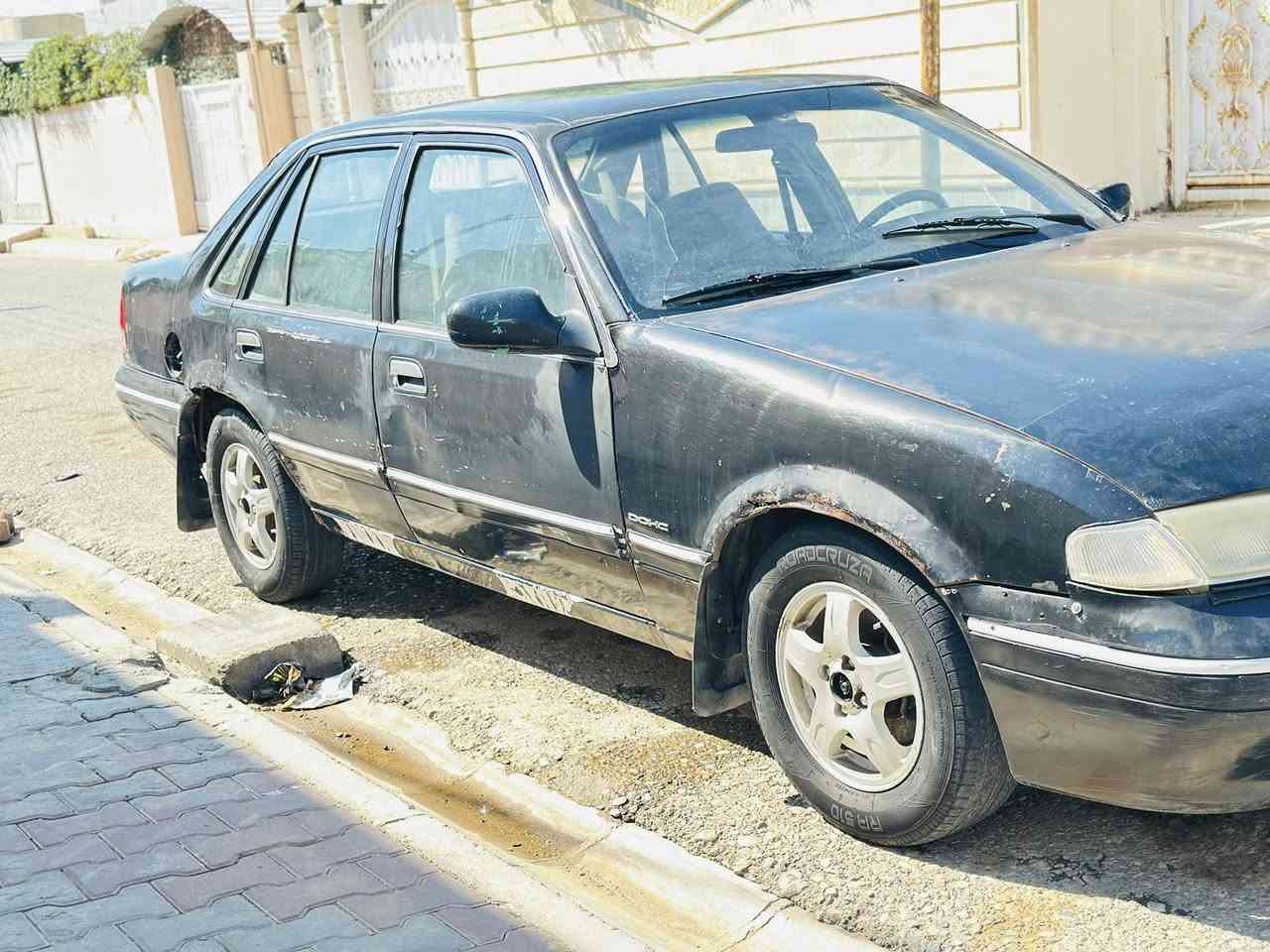 سلام عليكم للبيع دايو برنس (فراشه) موديل 1997 رقم كركوك بأسمي تحويل ثاني يوم  سنويه جديده لحد 2027  بطاقة بانزين كير شرط اوتماتيك محرك بي خيط بخار بدون دخان او نقص دهن 
كهربائيات كلها شغال جامات كهربائي 4 سنتر لوك تايرات جديد ويل كروم بلادي سعر 25 $ وبي مجال غير متواجد على فيس 
رقم : ***********
