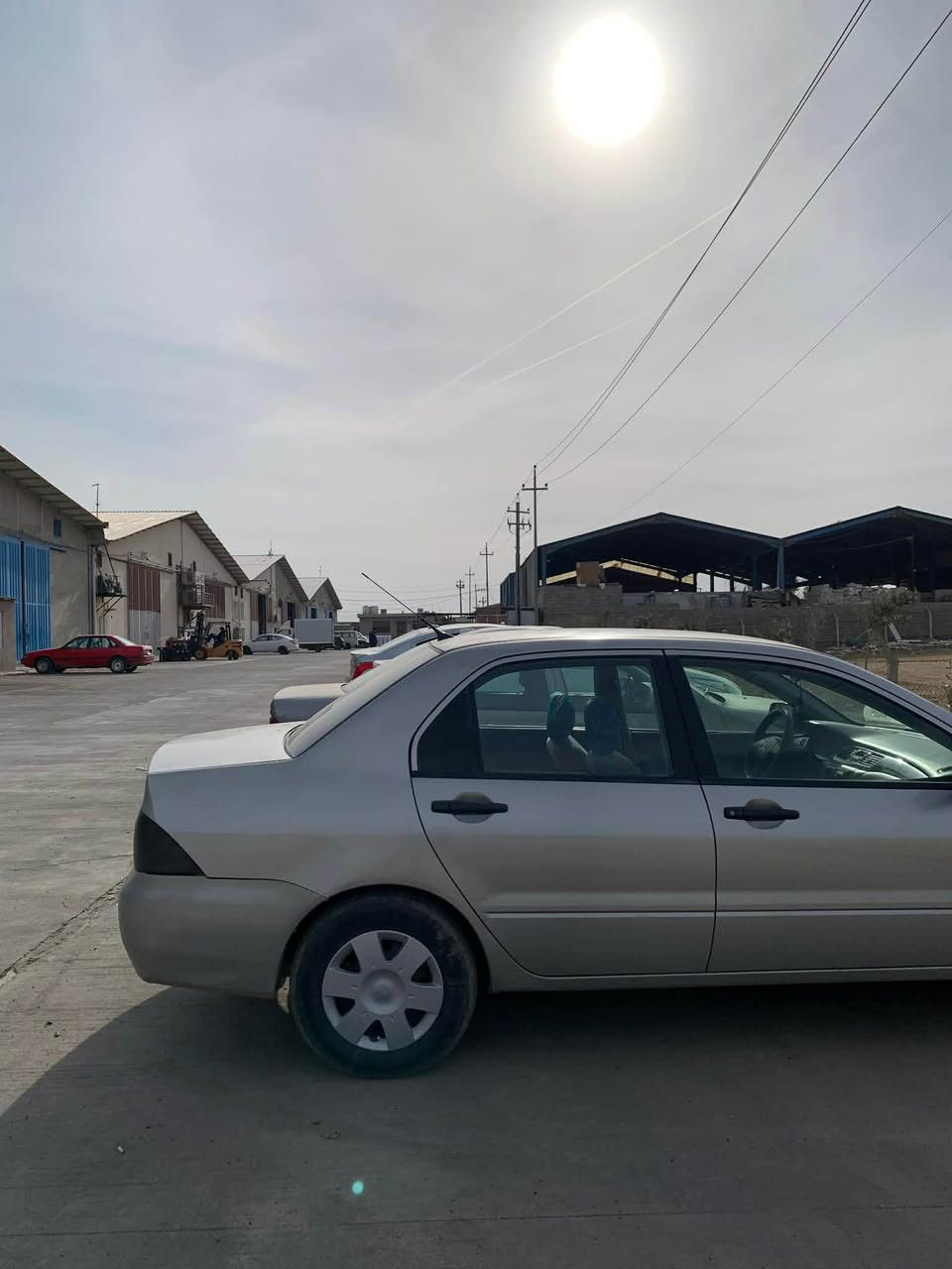 لەنسەر بۆ فرۆشتن مۆدێل 2010 گێر تۆمایتیک مەکینە بچوک  5پارچەی سبوخە  بێ ناوگرتن پشت و پێش کەپس رەقەم و سەنەوی نوێیە گێر و مەکینە پەشەرت سەیارەکە یەک دینار مەسروفی ناونیە  سەعری 76 وەرەقە و مەجالێکی زۆر کەم  شوێن هەولێر.          *********** أربيل, العراق
