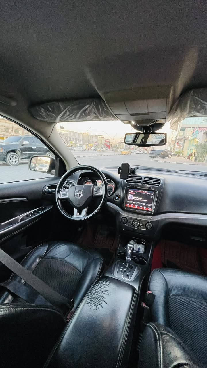 السياره كامله من حداديه معايزه برغي وتخم تاير جديد باتري جديد كلشي ما عايزه السياره بس ضربته الي بمريكه مصلحه ومصبوغه قطعتين بدون دواخل ربع من البنيد والجاملغ الأيسر الامامي صبغهن مو شي يكون تسويله اعاده صبغ 

مديل 2017

الون اسود 

ضرر قطعتين 

الرقم سليمانيه خصوصي 

مواصفات فول عده الفتحه 

محرك ٦سلندر ٣،٦٠٠

مكاني نجف 

السعر ١٣٩ورقه 

اي استفسار اتصل

***********
