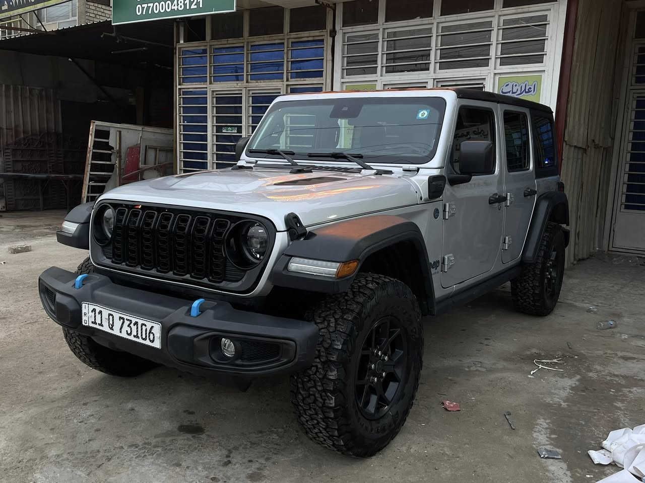 السلام عليكم 
جيب رنكلر هايبرد بلك ان willys 2024
معروفه مواصفاتهة السياره 
ماشيه 25 الف 
ما بيه كل نقص السياره جاهزة 
السعر 285 و بي مجال ان شاء الله 
بغداد البنوك 
***********
