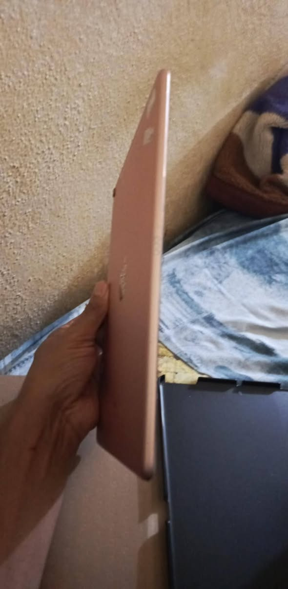 ايباد برو 10.5 حجم جهاز وضع شركة مامفتوح بطارية تسعينات ذاكرة 256 يدعم سيم كارت جهاز الف بالمية نظيف سلس بالالعاب و4 سمعات مضخم محيطية شحن قطارة بيع او مراوس مكاني بغداد ابو دشير للاتصال ***********
