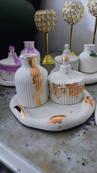 هدايا عيد المعلم • تغليف هدايا • كارت تهنئة مجاناً