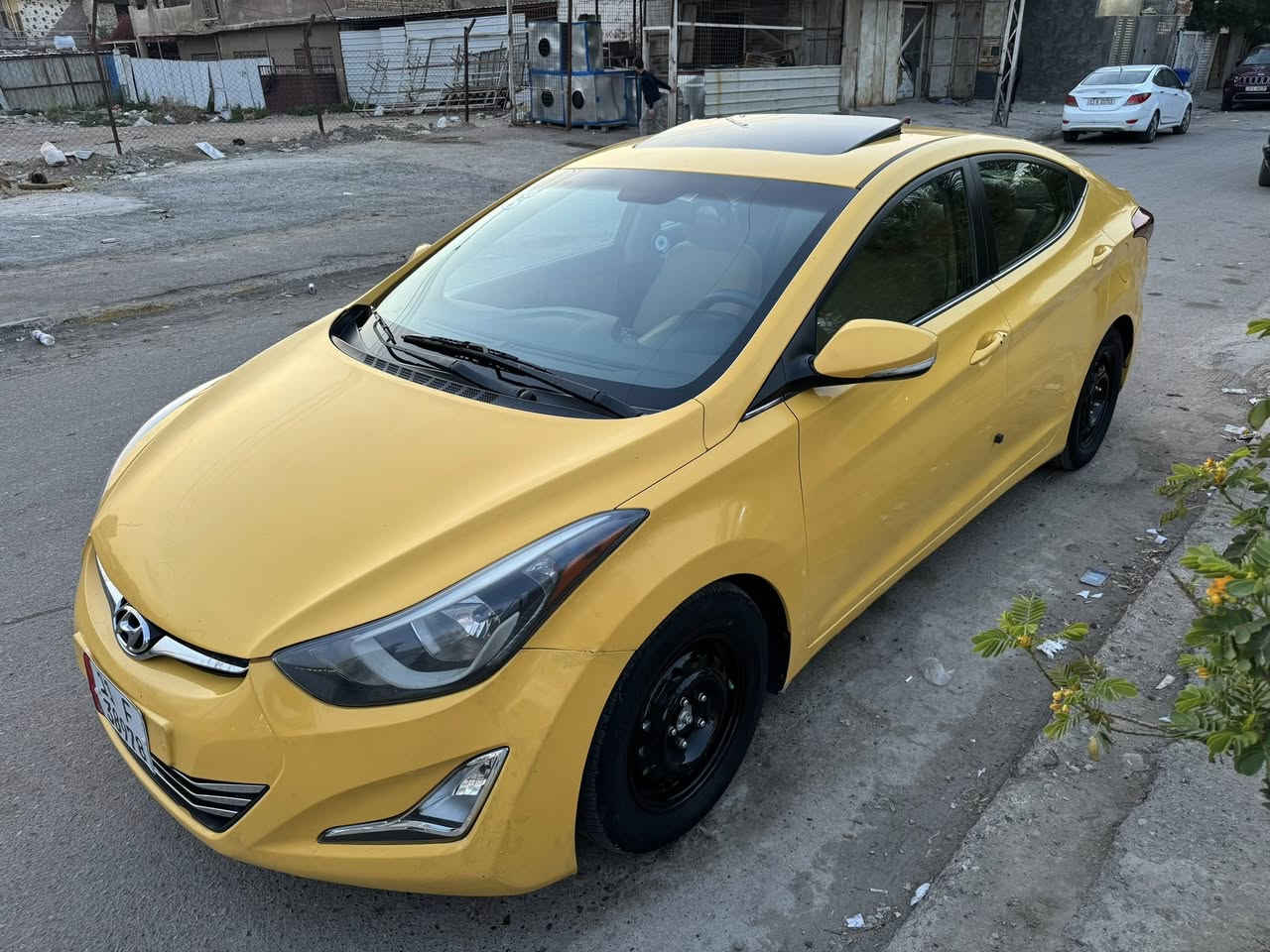 النتره 2016 فول المتد واحد على واحد حادث بس بنيد بدون دواخل مكان السياره بغداد البياع وسياره جاهزه من كلشي كير محرك تخم تايري دوشمه اي نقص مابيه سياره كلش جديده 

لاستفسار ‭٠٧٧٦ ٥٧٠ ٥١٧٠‬.   

السعر 118 وبيه مجال بسيط
