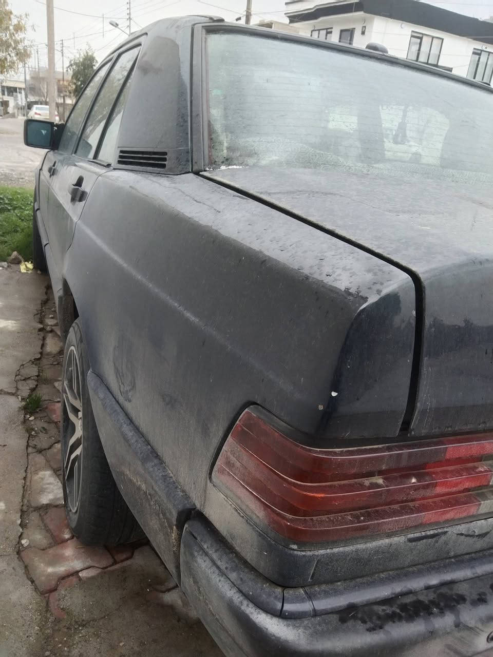 مارسیدس ١٩٠ مەکینە ٤بستۆن بەشەرتی گێر و مەکینە بەنزین کەم دەخوات مۆدێلی ٩٣ زۆر پاک و جوانە شوخت و قرچی نیە سەنەوی و وەکالەیە بەشەرتی ئەوەلیات جامکارەباو و سلایدە نرخی ٢١ گەڵا
***********
