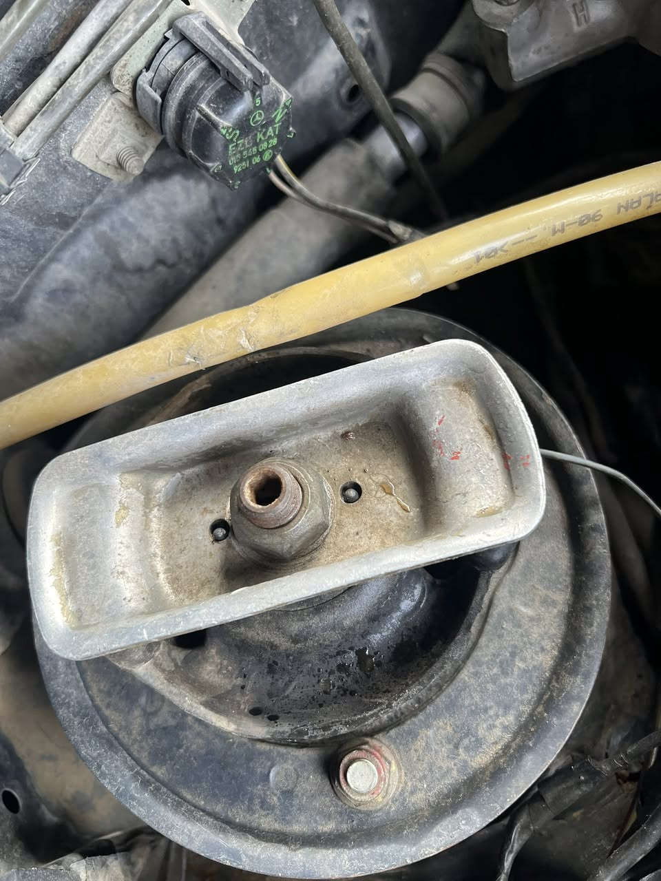 يا الله سلام عليكم للبيع او مراوس مارسدس دب 1992 300كير محرك ابلادي عنكبوت كير ٤نمر غرفه جلد اسود فول كهرباء ستيرن برده تجاوي قلابه فتحه كهربا ء صاج ملكي حته الدركه سياره فول اعله موصفات بل دب تخم تاير تدفئه تبريد شغال تخم تاير منضومت بانزين كله جديده صدر جديد امامي خلفي  سياره ما بيه ضربه ولا تبديل اصفاح السياره موس قوعده سليمه براكيت سليم سعر 78او بيه مجال حك الجيه مكاني بغداد او ديالى رقمي بي واتساب ***********
