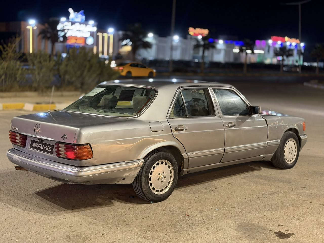 مارسيدس جامبو1989
رقم بغداد شرط التحويل والغرامات محرك vvt-3000 صدر امامي خلفي جديد غرفه السياره موحلوه وكشرها كدامكم ب صور تريد ترتيب السعر 35 وبيها مجال بسيط مكان السياره تكريت ***********
