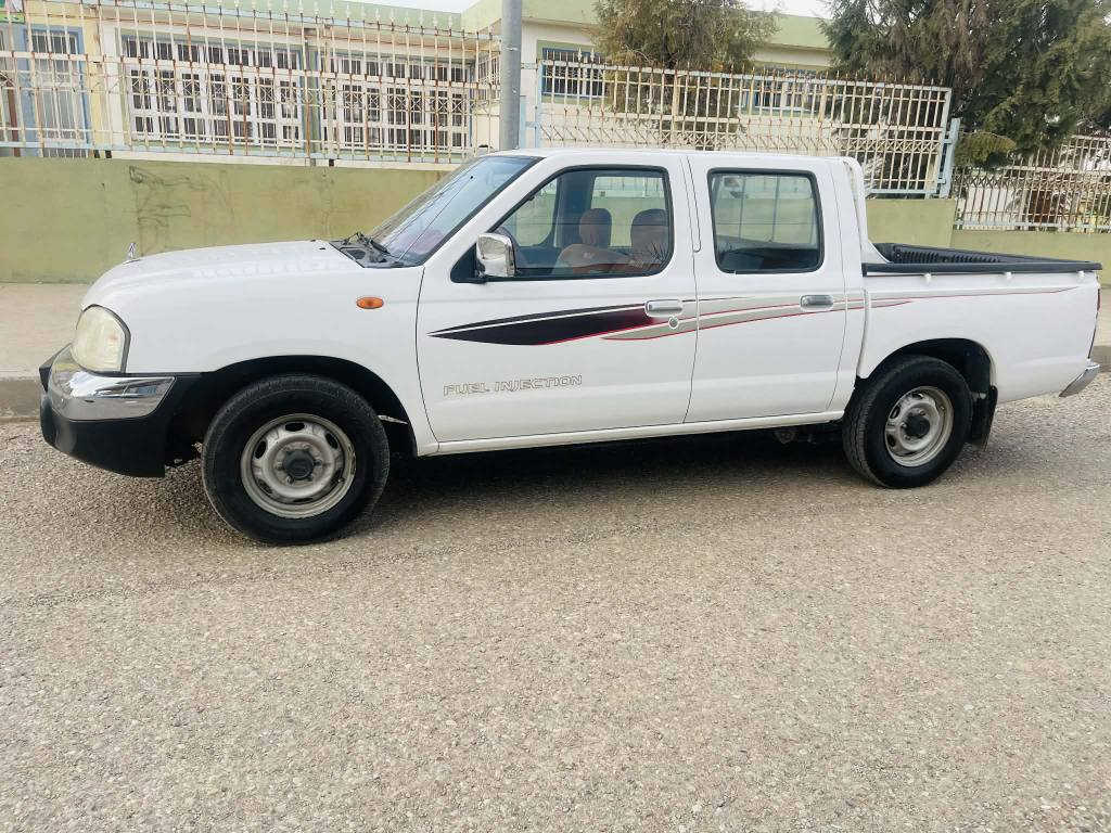 نیسان ٢٠١١ یابانی سویچ کۆنتڕۆڵ سەیارەیەکی زۆر پاک و جوانە مەکینەی نەکراوەتەوە بۆیاخی نیە سەنەوی رەقەمی تازەیە کارتی بەنزینی هەیە سعری ١٤٨ وەرەقەو مەعامەلە ز.م *********** شمشمل, السليمانية
