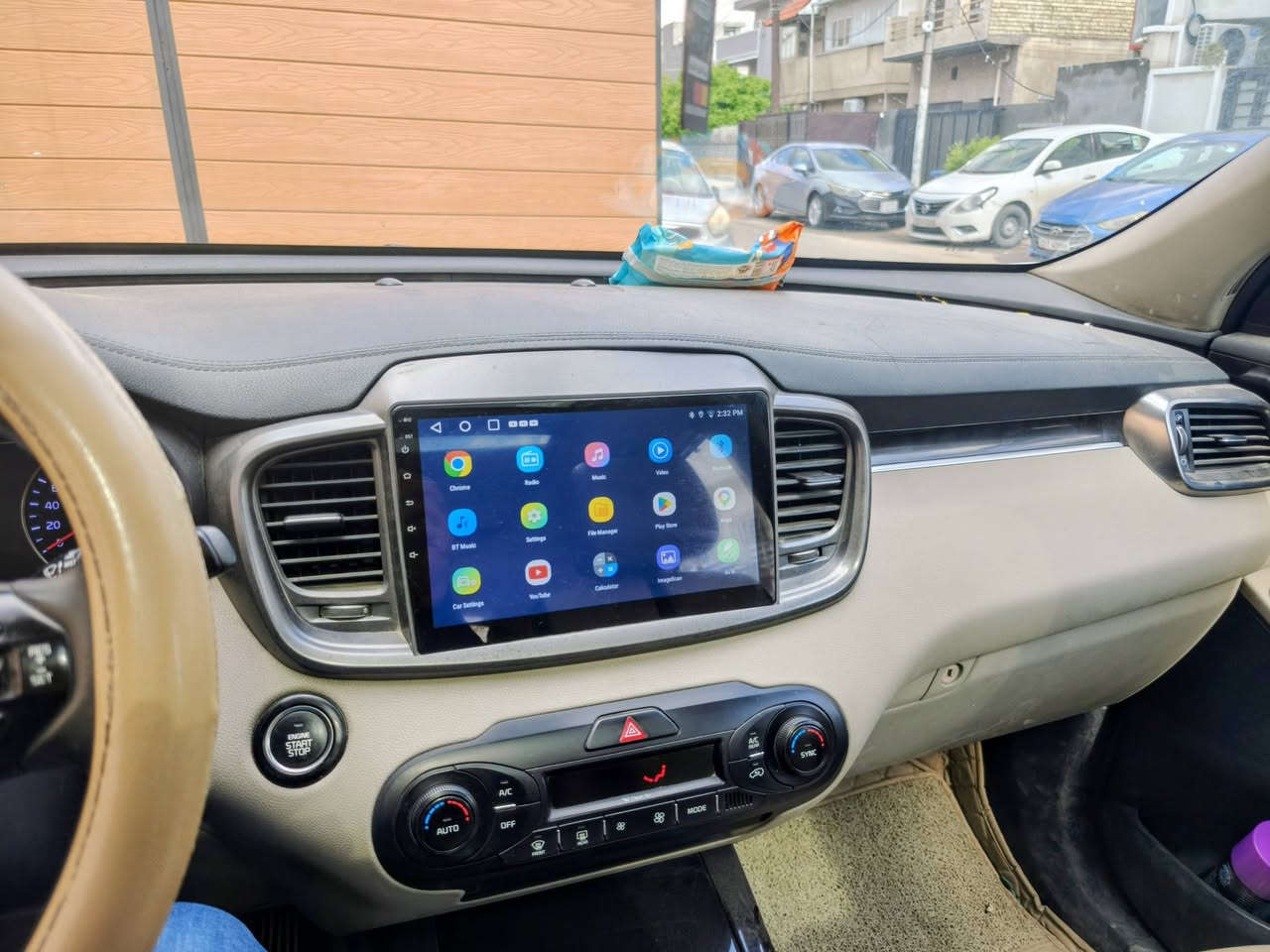 سورنتو. 2017 خليجي
6سلندر 3500 

بانوراما

رقم بغداد 

السياره مكفوله كفاله عامه من اي صبغ 

مواصفات السياره 

زراكات لايت 

بصمة

7راكب

3قطع تبريد 

حساسات امامي وخلفي 

صندوق كهرباء 

بصمة ابواب 

يدات نيكل مع مري تفتح واضاءة ترحيب

ويل كروم 19

مودات قيادة سبورت , ايكو , نرومال 

لايت زينون اصلي شركه 

كشنات جلد لون اسود وكريمي 

برادات اصلية

 شاشة لمس مع كاميرا متحركة خلفية

لايت خلفي لد

محرك جديد مكفول

***********
